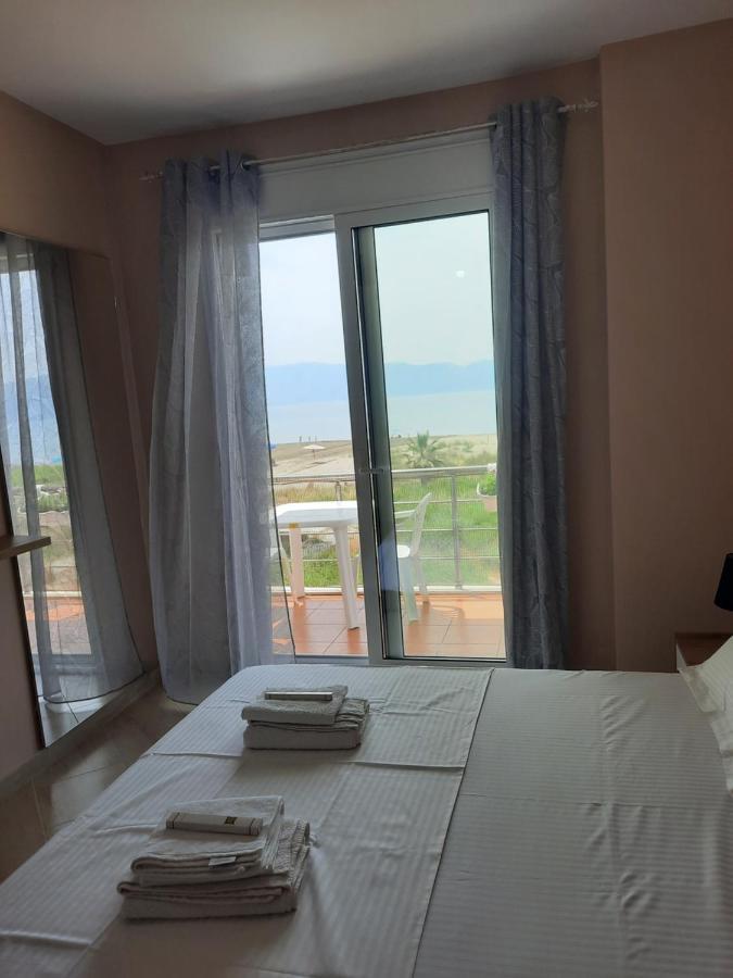 Antea Apartment 3 Влёра Экстерьер фото