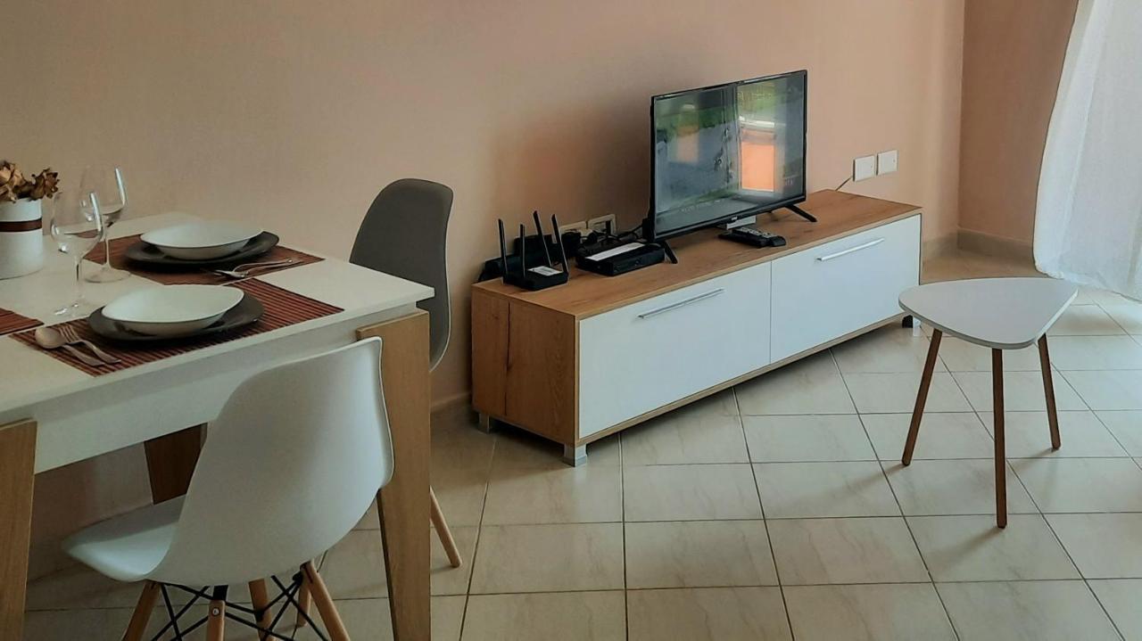 Antea Apartment 3 Влёра Экстерьер фото